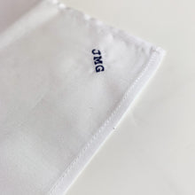 Cargar imagen en el visor de la galería, Pañuelo 30x30